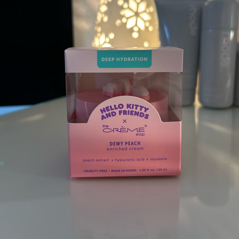 Hello Kitty x The Crème Shop Hydrating Cream